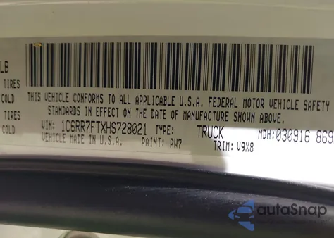 2017 Ram 1500 Express 4X4 6'4 Box из США, поврежденный, VIN 1C6RR7FTXHS728021